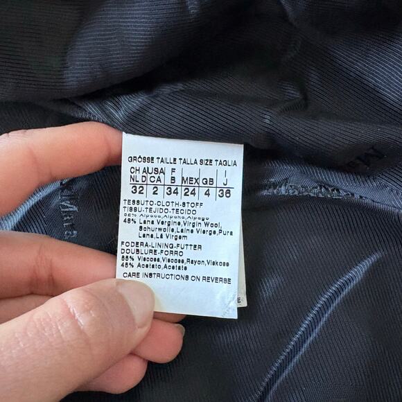 Max Mara Short Black Wool Teddy Coat - Picture 6 of 6